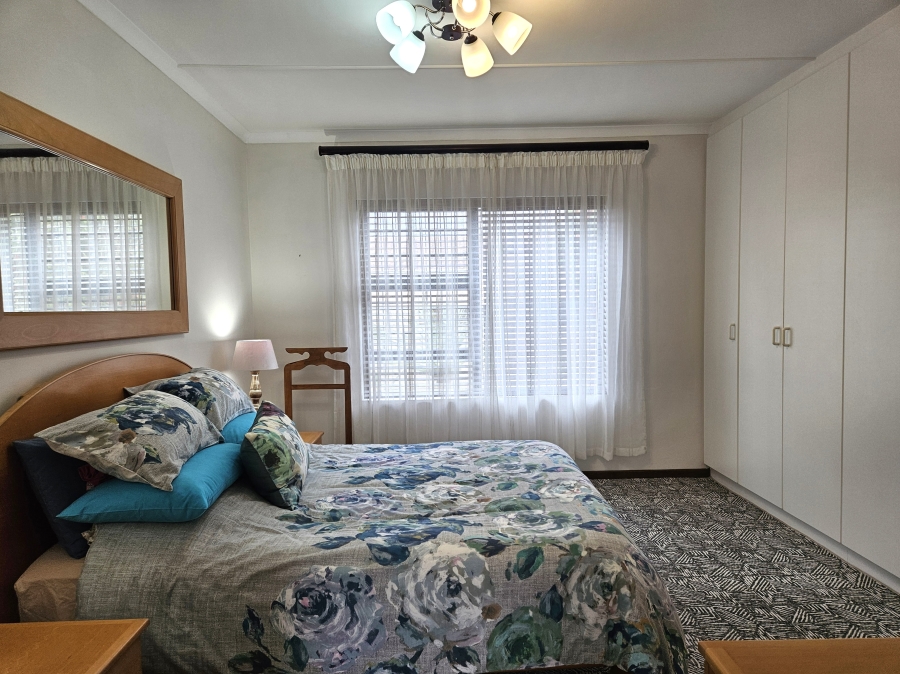 3 Bedroom Property for Sale in Jeffreys Bay Central Eastern Cape